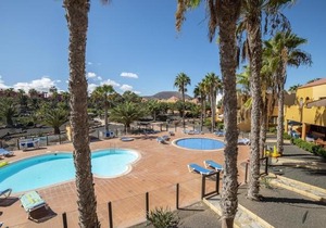 Oasis Royal 11 apartamento vista piscina Corralejo by Lightbooking