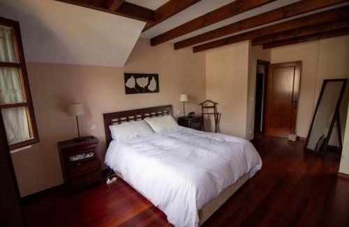 Liandres Apartment | Ático con piscina junto a Comillas y Playa de Oyambre