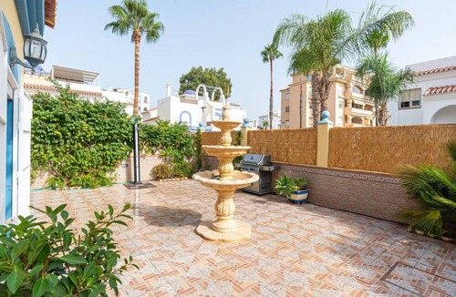 Torremolinos House | 13 Guest Villa 3 min Walk to Beach BBQ Cinema Perfect for Groups