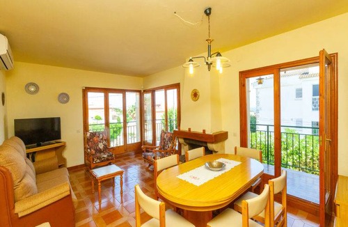 Creixell House | 170 m² House ∙ 4 bedrooms ∙ 8 guests