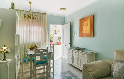 Carihuela Apartment | 2 Bedroom Beach Front Apartment In Torremolinos