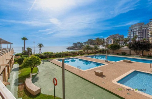 Calpe Apartment | 21C VORA 1 dormitorio con vistas al mar y wifi