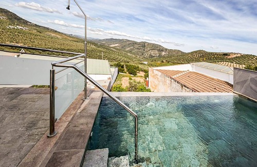 Iznajar House | Amazing home in La Celada