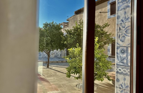 Granada House | Andalusian Hideaway a 10 Minutos del Corazón de Granada