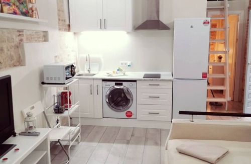 Carmona Apartment | AP. La Teja