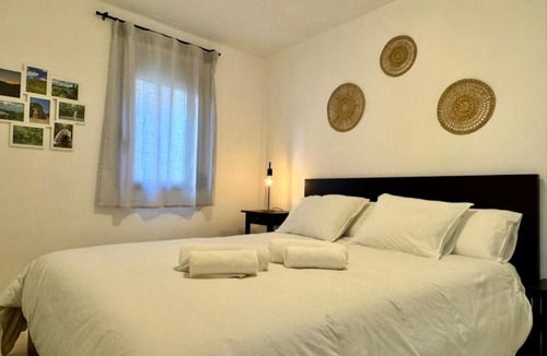 Sant Joan de Les Abadesses Apartment | Apartament al centre històric - Serra Cavallera