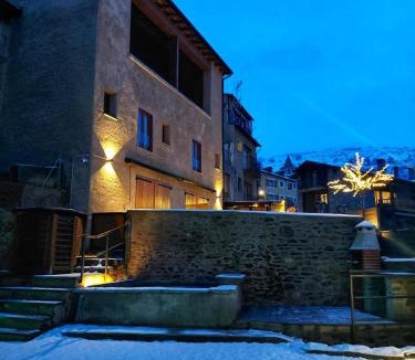 Llivia Apartment | Apartament "Enclau" Turismo Rural Cal Rialla