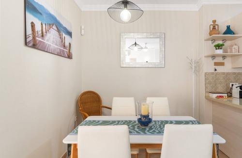 Calahonda Apartment | 'Apartamento Boquerón I' with Sea Views, Wi-Fi and Air Conditioning