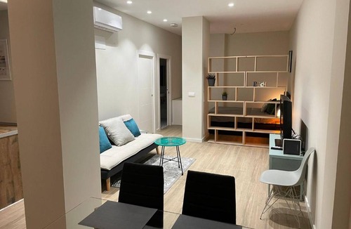 La Malva-rosa Apartment | Apartamento moderno de 70 metros a 300 metros de la playa