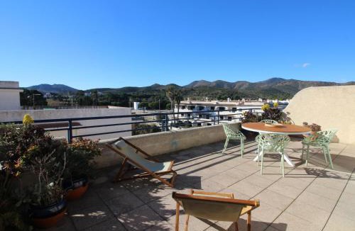 Llanca Apartment | Apartamento moderno frente al mar con aire acondicionado en Llançà - ES-228-82
