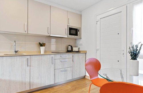 Llanes Apartment | Apartment '2 Jardin 2 - El Sablon' with Mountain View, Private Terrace and Private Garden