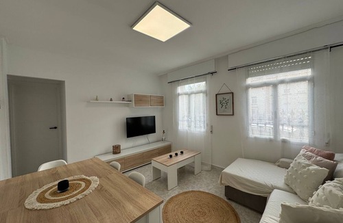 Cerdeira Apartment | Apartment '6 Pax ·2 Double Rooms · A400m Beach' with Wi-Fi and Air Conditioning
