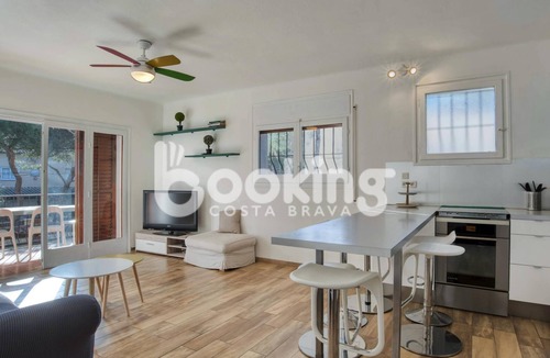Platja d'Aro Apartment | APARTMENT FOR 6 PEOPLE WITH PARKING 2 MINUTES FROM THE BEACH