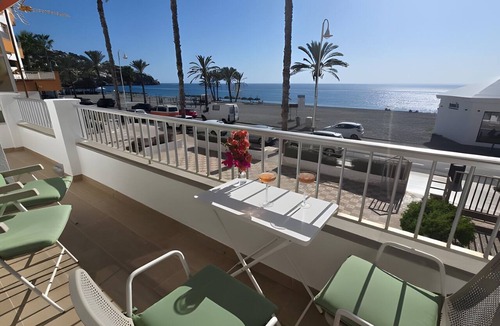La Herradura Apartment | Apartment 'La Herradura' with Sea View, Wi-Fi and Air Conditioning