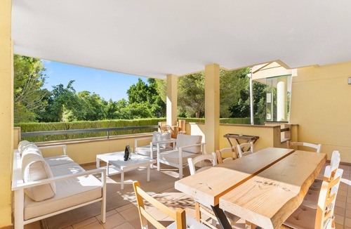 Orihuela Costa Apartment | Apartment 'Ra Sol' with Shared Pool, Wi-Fi and Air Conditioning