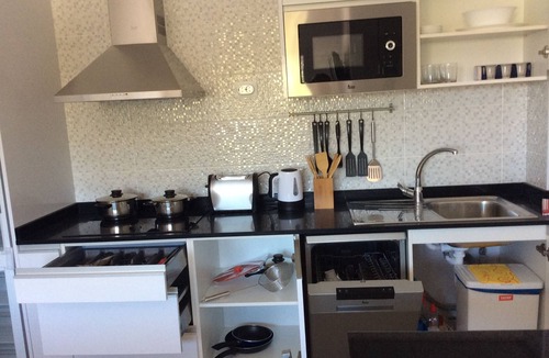 San Fernando House | Apt. for long-term stays!Terrace.2nd shower, airCond.2 bedroom, living, study, wifi