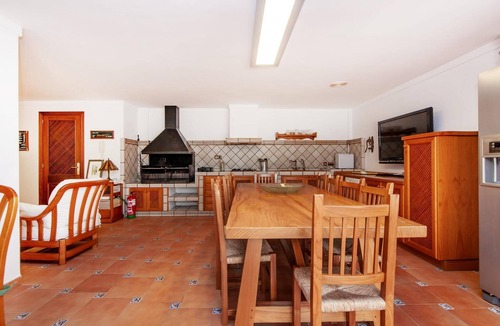 Cala Marcal House | Awesome home in Portocolom with private swimming pool, can be inside or outside