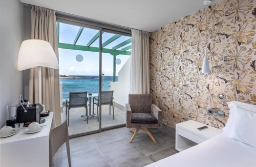 Costa Teguise Hotel | Barceló Teguise Beach - Adults Only
