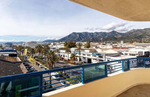 Marbella Apartment | Beachfront Apartment with Sea View, Pool, Terraces & Wi-Fi