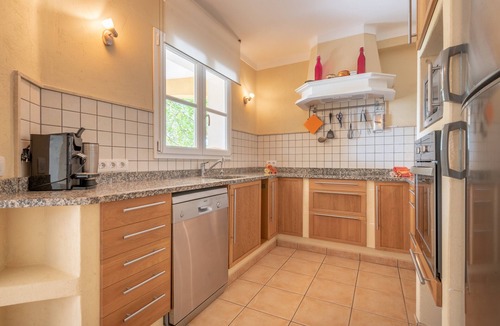 Campos Villa | Beautiful and Spacious Villa in a Quiet Location with Large Pool, Terrace, Balcony & Garden
