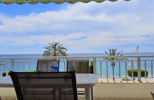 Altea Apartment | Beautiful apartment for 4 people with WIFI, A/C, TV, terrace and panoramic view