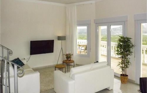 Orba House | Beautiful Home In Trullent
