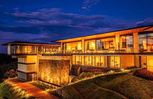 Campos do Jordao Cottage | Beautiful Mega House in the Mountains, Mansion in Campos do Jordão
