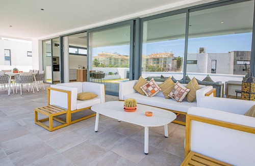 Castillo de Sabinillas Villa | Beautiful villa with private pool