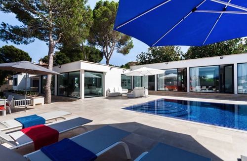 Santa Ponsa House | Blue Villa ⚓️ Bay of Santa Ponsa - with private access to the sea