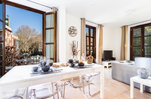 La Llotja-Born Apartment | Borne Suites - Turismo de Interior