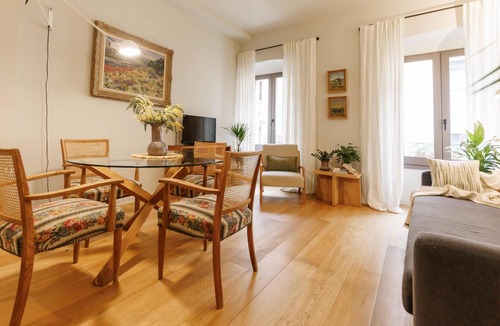El Mercadal Apartment | Bravissimo Nou 3, two bedroom centre apartment near Pont de Pedra