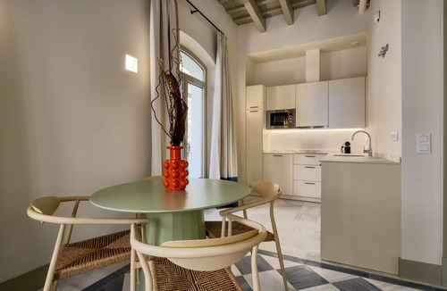 Museo Apartment | Bright apartment with balcony in the heart of Seville