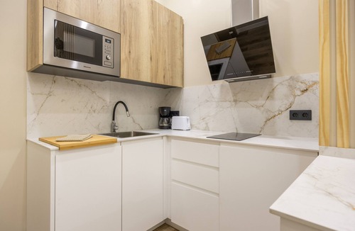 Cadiz Apartment | "Brisas de Cádiz 3" Apartment with Wi-Fi and Air Conditioning
