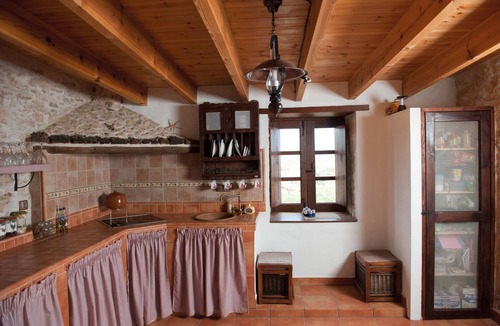 Tuineje Ski Chalet | Canarian House with Private Heated Pool