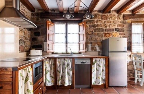 Villanueva de la Pena House | Casa Ángela - country house in Villanueva de la Peña (Cantabria) | 6 guests