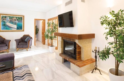 Santa Ponsa Villa | Casa Capitan, air conditioning, barbecue, private pool, wifi, near the beach