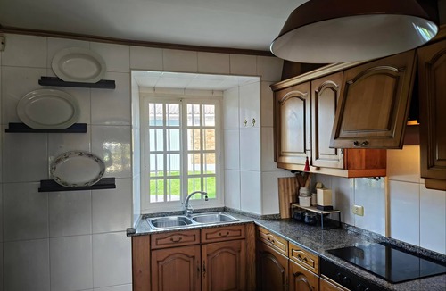 Valdovino House | Casa Corral Bouzamayor: Heritage, Avant-Garde Design & 1880 History on a Private Galician Estate