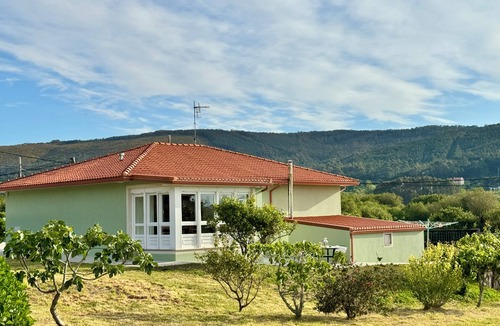 Fisterra House | Casa Frutales - Charming country house with orchard near the beach in Finisterre