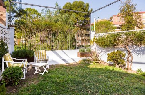 Malaga-Este House | Casa Jardín - residential area -free parking outdoor- Málaga Este