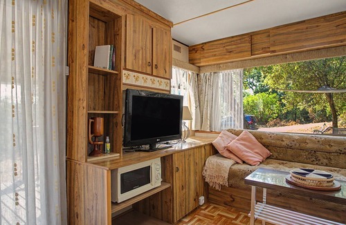 Arbucies Cabin | Casa Mar: Silent Retreat with Mountain Views, Private Terrace and Garden