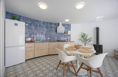 El Palmar Apartment | Casa Mediterránea - Sunwaves, El Palmar: Private Garden, 5-Min Walk to the Beach