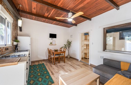 El Palmar Apartment | Casa Oasis with Private Garden in El Palmar, 5 Minutes from the Beach