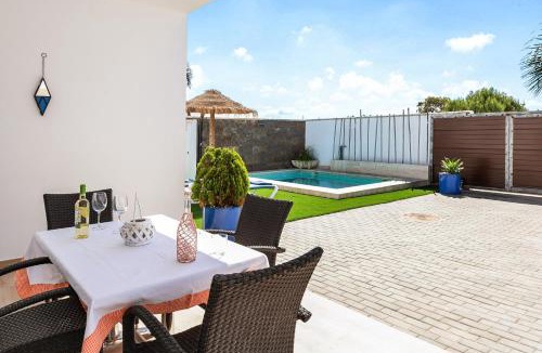 El Palmar House | Casa Orilla Sur A