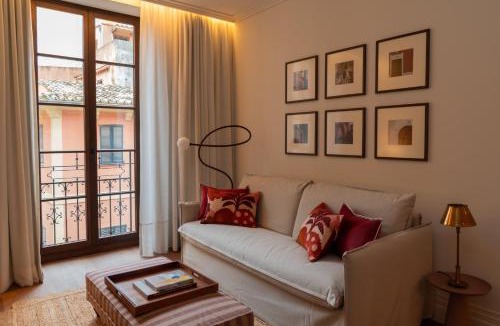 Sindicat Hotel | Casa Roca - Palma Old Town Wine Hotel