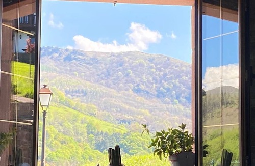 Sumbilla Cottage | Casa Rural 8 Pax, near the Baztan for families and quiet groups