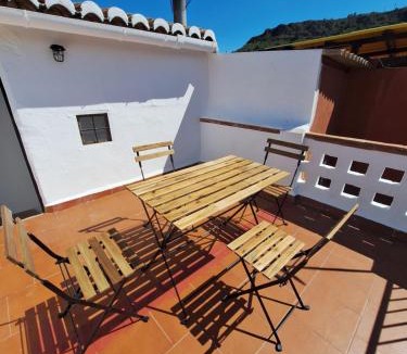Azuebar House | Casa Trilles
