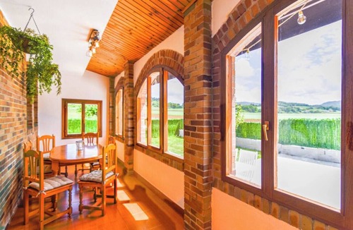 Hoznayo House | Castro Vizmaya, comfortable and spacious first floor, close to everything.