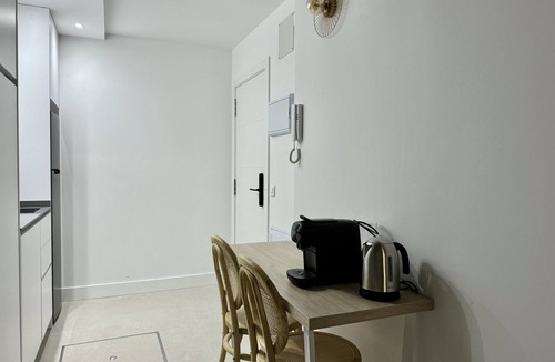 Barrio de La Latina Apartment | CavaBajaSuites 004 EL RASTRO