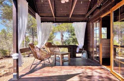 Lliber Ski Chalet | Chalet 'Cabana - Finca Lliber' with Mountain View, Wi-Fi and Air Conditioning