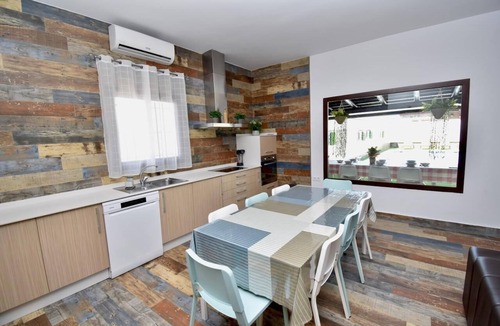 Chiclana de la Frontera Villa | Charming Casa El Descansito, for a vacation of disconnection
